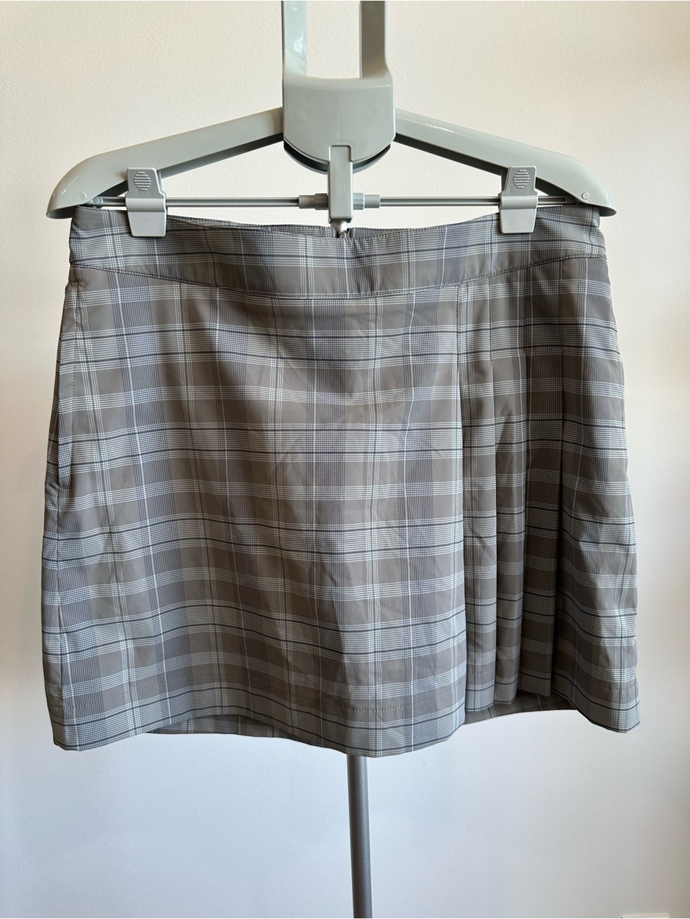 Nike Dri-fit Gray Plaid Mini Golf Skorts